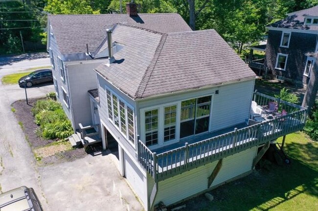 Building Photo - 40 College Ave Rental