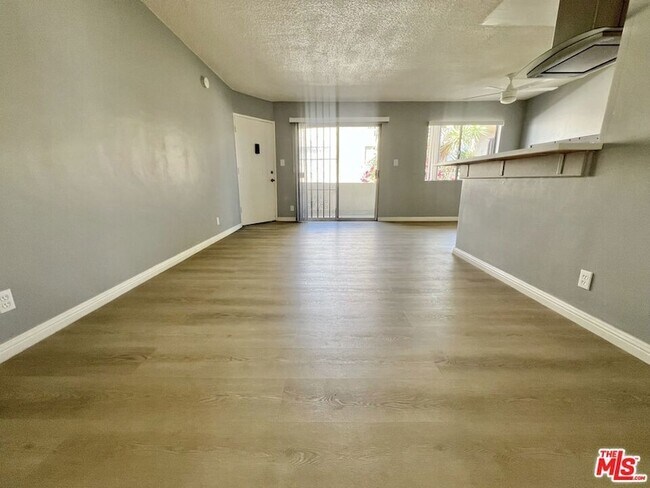 Photo - 1426 Orange Grove Ave