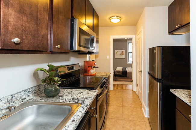 Photo - 1036 N. Dearborn