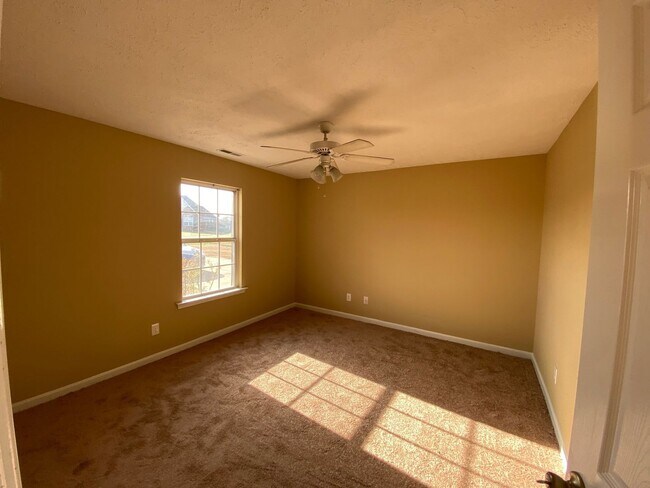 Photo - Open Plan with Split bedrooms
