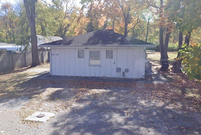 Photo - 2315 NW Klamm Rd House