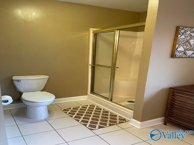 Photo - 100 Thomas Woods Ct