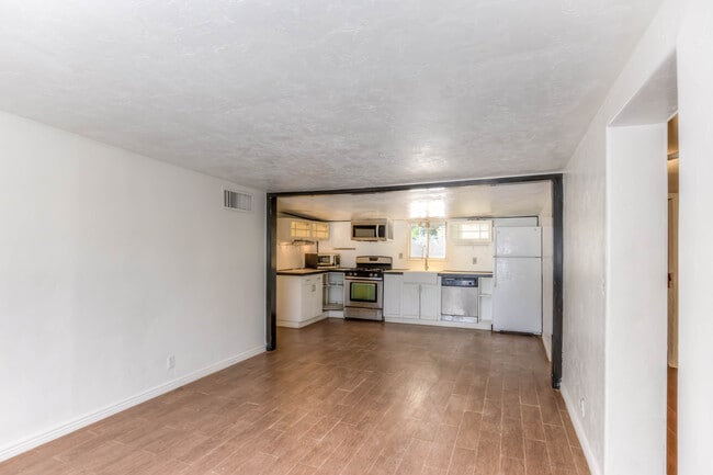 Photo - 2555 E Fort Lowell Rd