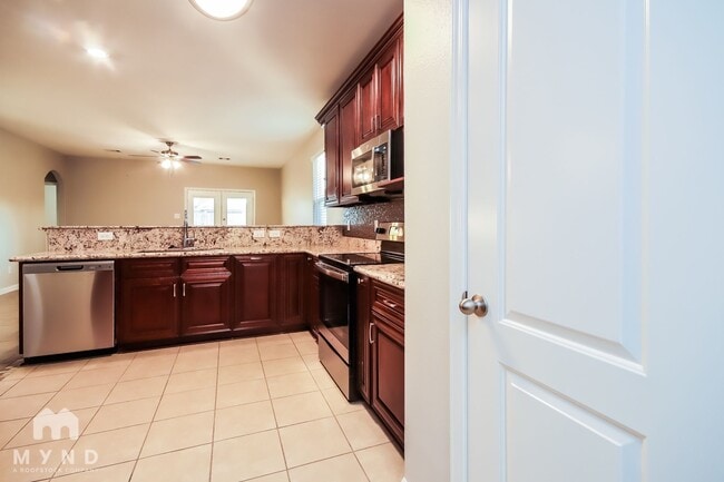 Photo - 6510 Pine Tree Dr