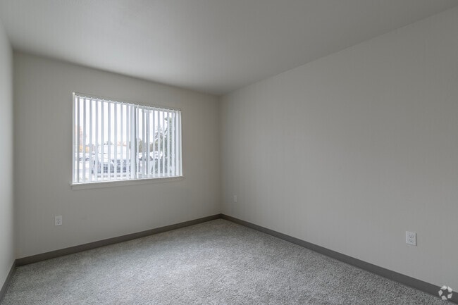 2BR, 1BA - 811SF Secondary Bedroom