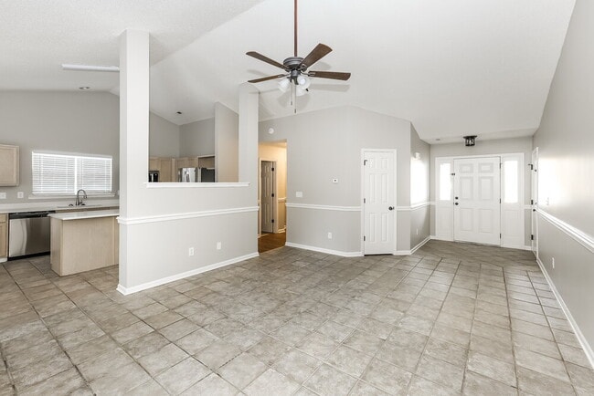 Photo - 1039 Sandy Point Dr SW