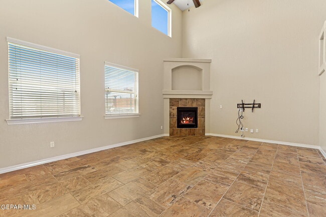 405 Saltford Pl