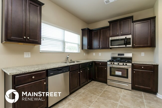 Photo - 106 Bradford Ct