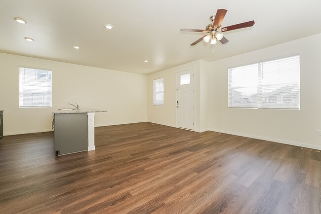 Photo - 13405 Oneida Ln