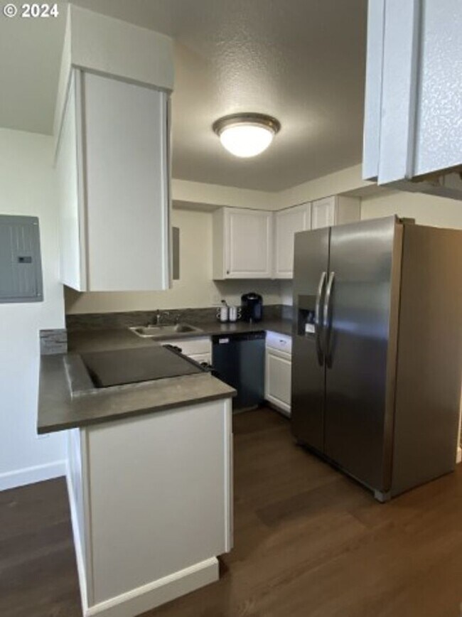Beautiful Hillsboro Condo Completely Remod... Casas en Alquiler Hillsboro, OR