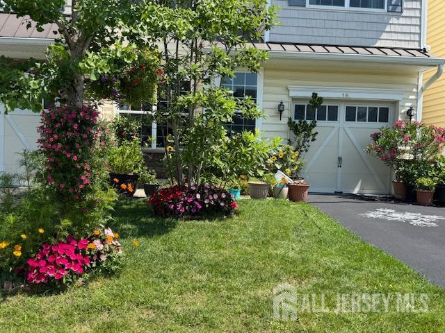 Building Photo - 18 McLean Ter