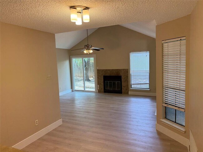 Photo - 1805 Golden Pheasant Dr