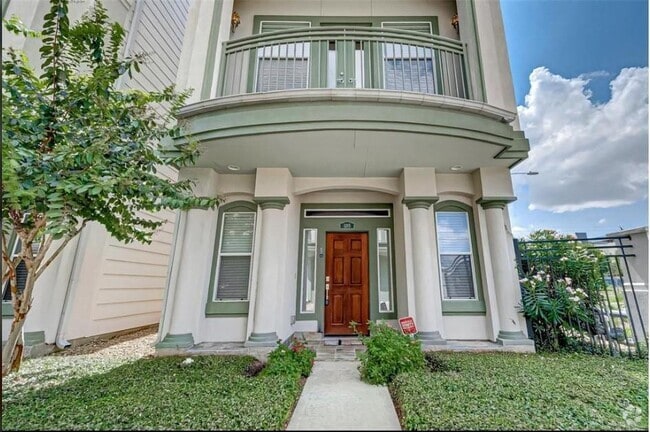 Building Photo - 1215 Wentworth St Rental
