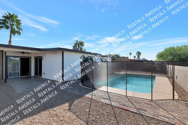 Building Photo - 2970 W Lena Way Rental