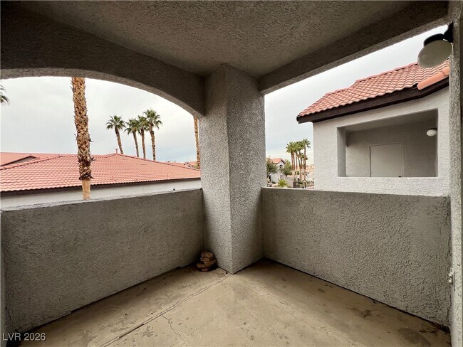 Building Photo - 2615 W Gary Ave Unit 2081