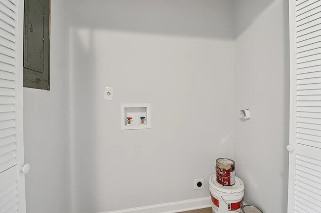 Laundry - 231 Brock Dr Unit In-Law Apartment