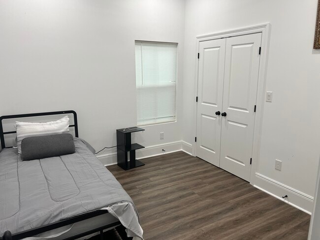 Photo - 3513 Saint Anthony Ave