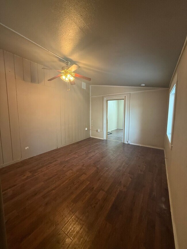 Photo - Cozy & Quiet 1 Bedroom, 1 Bath Apartment – Centrally Located