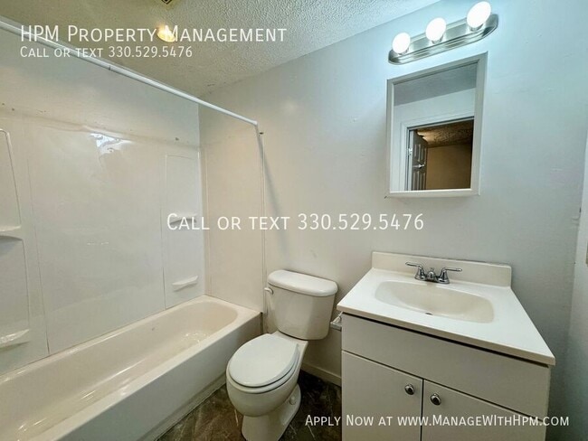 Photo - 612 Guy St NW
