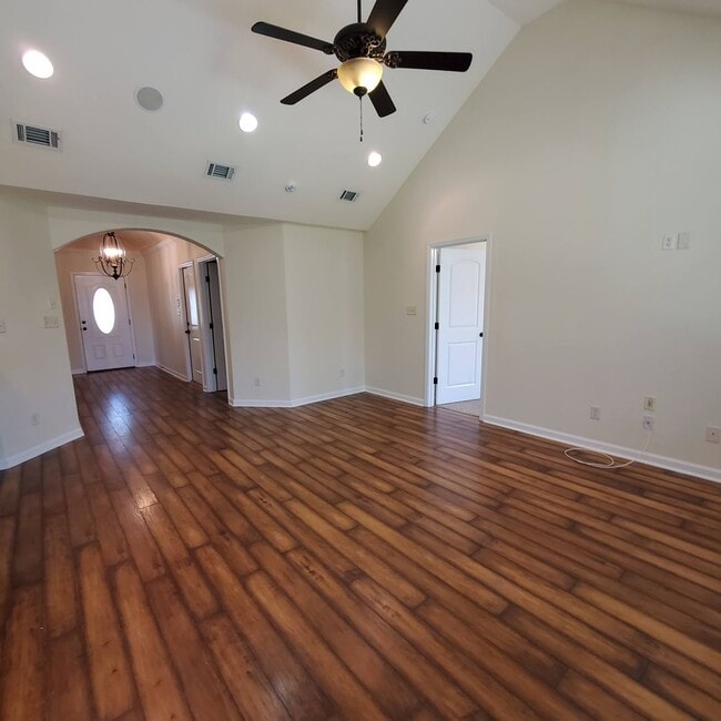 Photo - $500 Discount on First Month's Rent - Char...