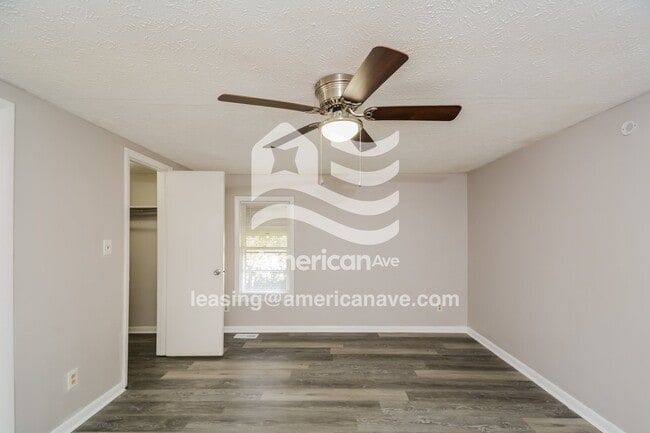 Photo - 1915 Armstrong St