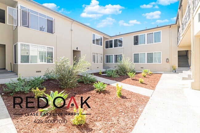 Photo - 4646 Coliseum St Unit 5