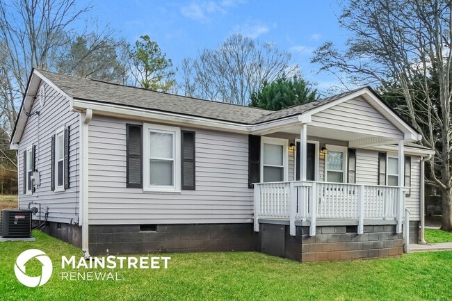 Photo - 667 Mitchell Dr