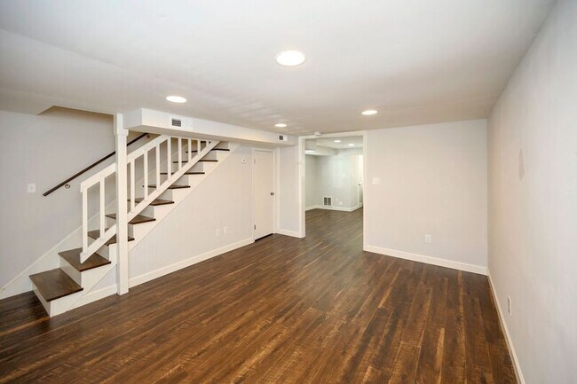 Photo - 610 Shepherd St