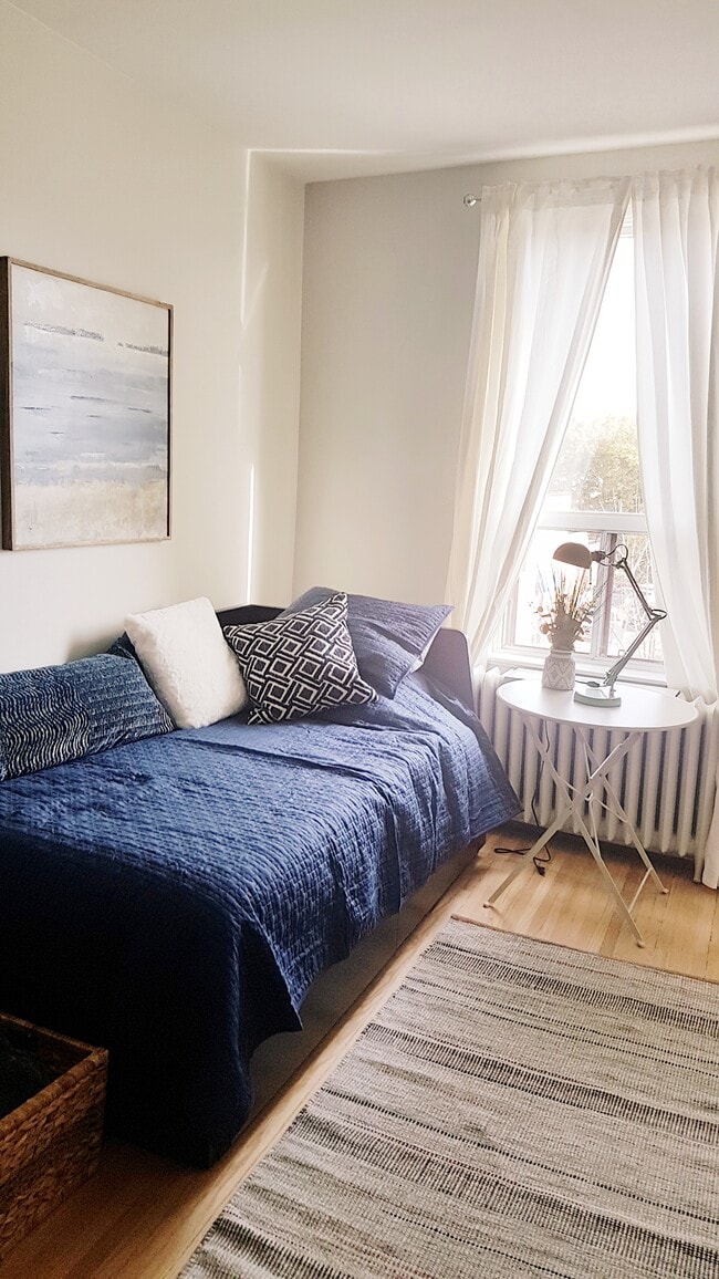 Photo - 3234 Yonge St