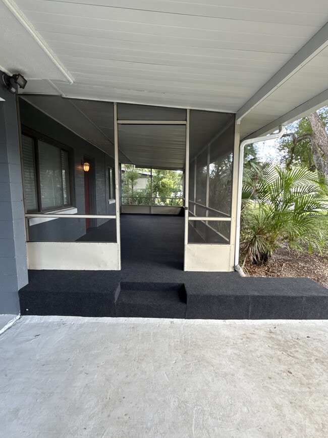 Photo - 1208 Crescent St