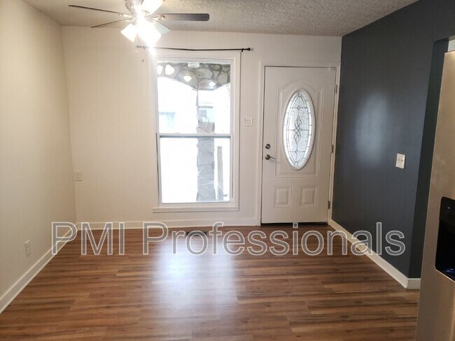 Photo - 528 Judd Dr Unit A