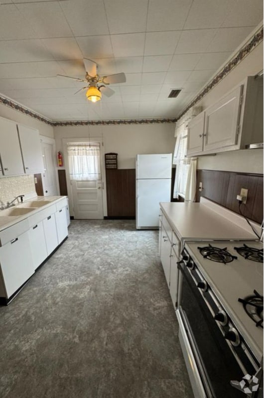 Building Photo - 606 E Market St Rental
