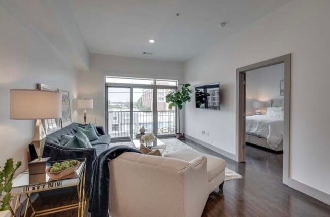 2407 8th Ave S Unit 307