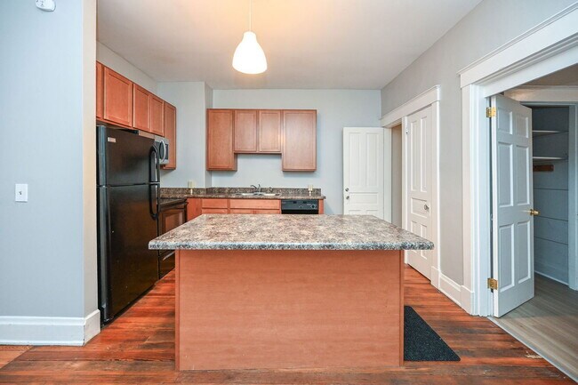 Photo - 2342 Chickasaw St Unit 1