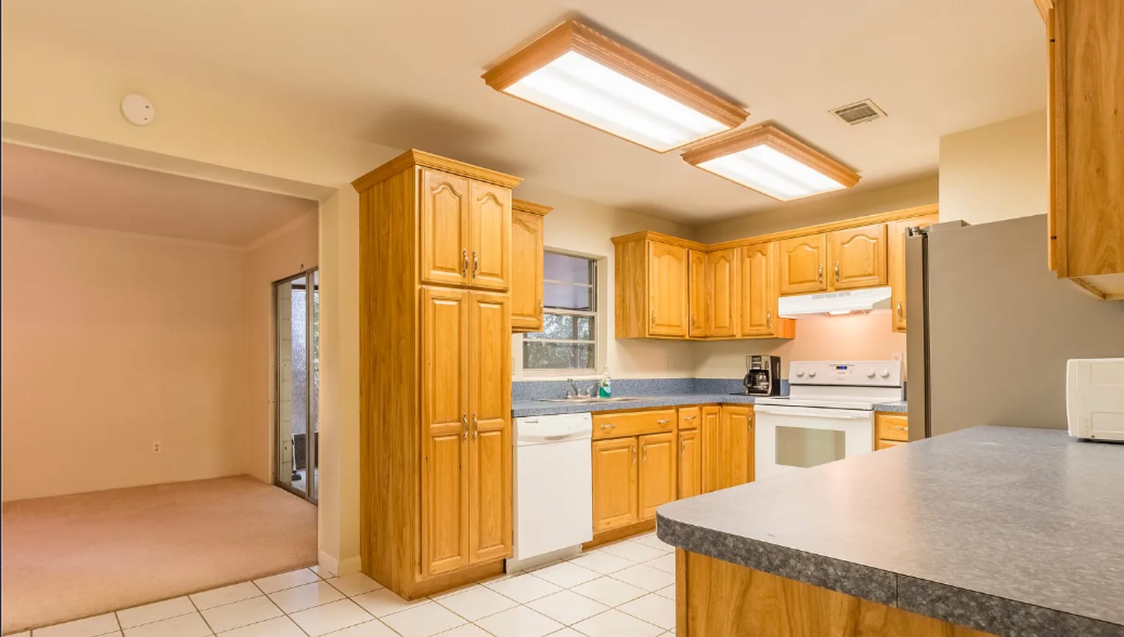 Photo - 3/2 Home in Northwood Ready for Move-In!