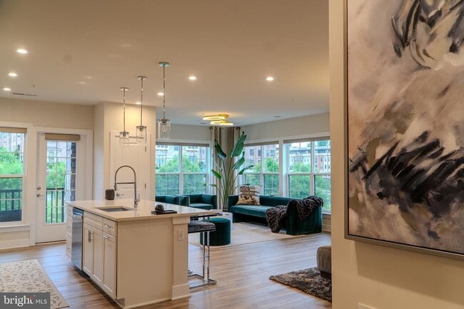 Photo - 102 St Ives Pl Apartamento Unidad 40202