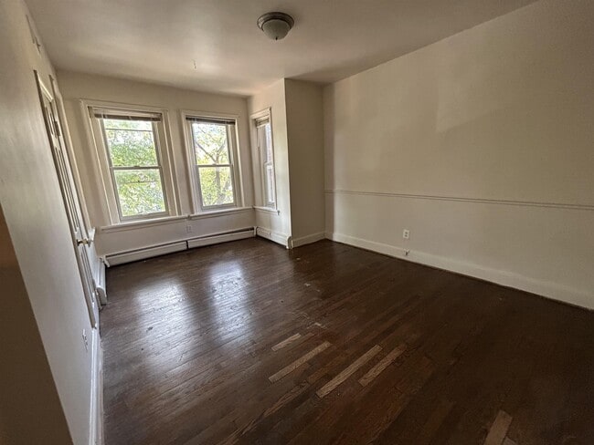 Photo - 16 5th St SE Unit 201