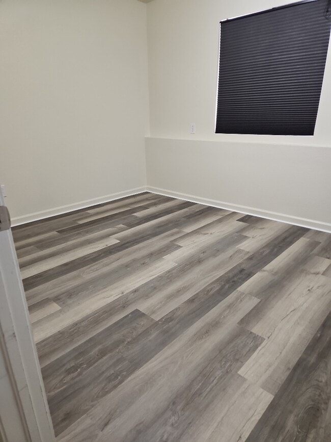 Photo - 210 Country West Rd