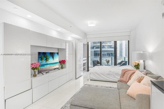 Photo - 1010 Brickell Ave Unit 1710