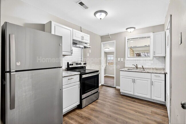 Photo - 10261 Imperial Dr