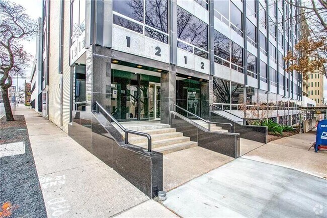 Building Photo - 1212 Guadalupe St Unit 702 Rental