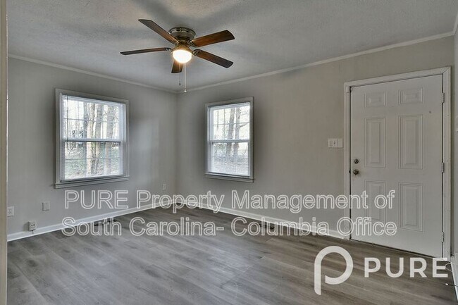 Photo - 104 Rockyview Dr