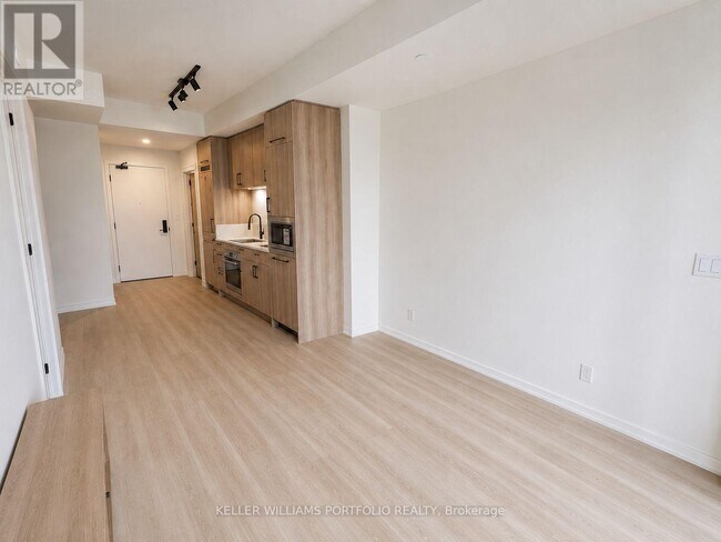 Photo - 109 Erskine Ave Unit 1106
