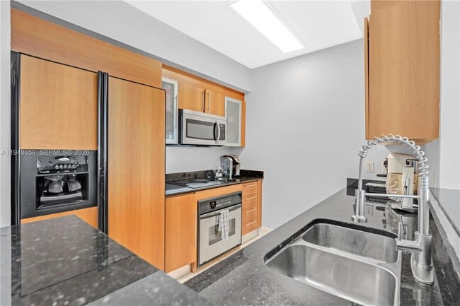 Photo - 335 S Biscayne Blvd Unit 4104