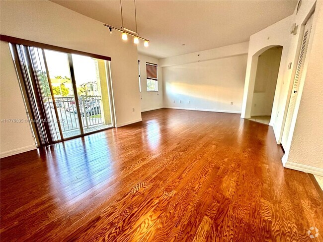 Building Photo - 8900 NW 107th Ct Unit 217-3 Rental