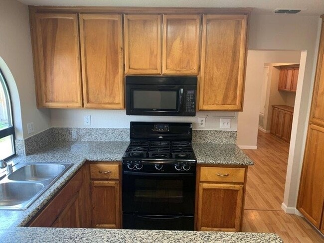 Photo - Great Antelope Home Located On a Court