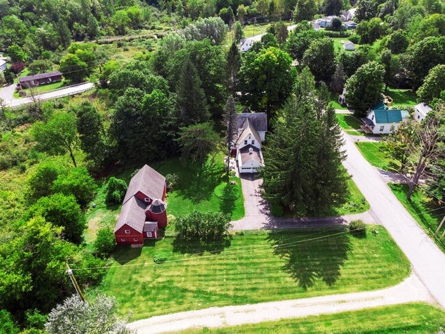 Photo - 96 Twitchell Hill Rd