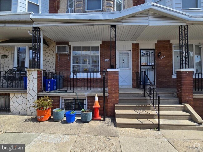 Building Photo - 3425 F St Rental