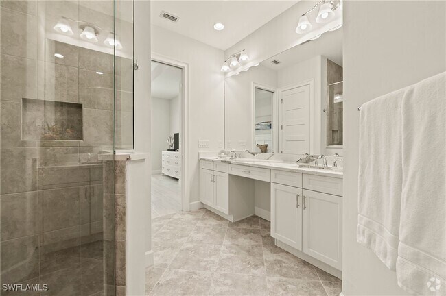 Building Photo - 6831 Saona CT Rental
