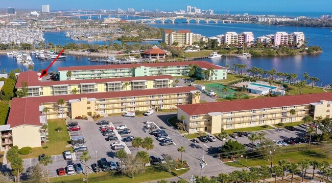 furnished apartment with intracoastal acce... - furnished apartment with intracoastal acce...